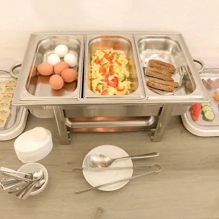 Otel Moon 2*