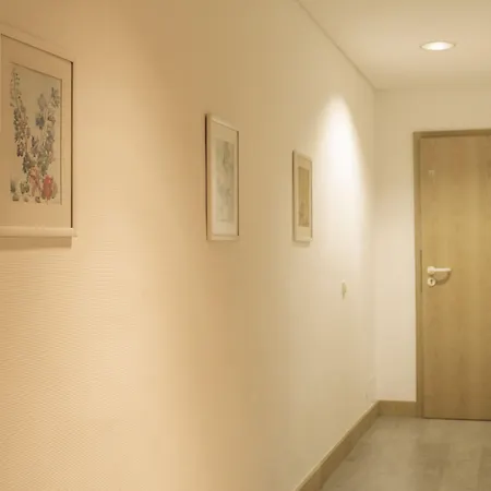 Moon Hotel 2*