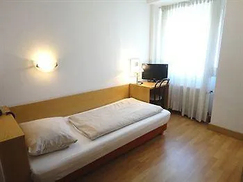 Hotel Moon