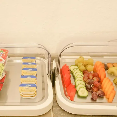 Moon Hotel Düsseldorf