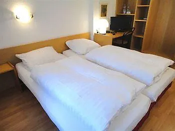 Hotel Moon Dusseldorf