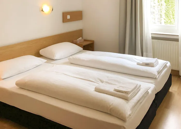 Moon Hotel Düsseldorf